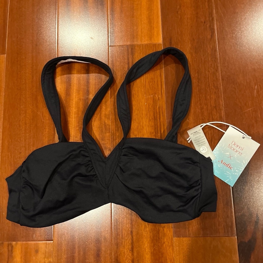 New NWT Andie x Demi Moore Monaco Bikini Swim Top Crochet Black Size Small